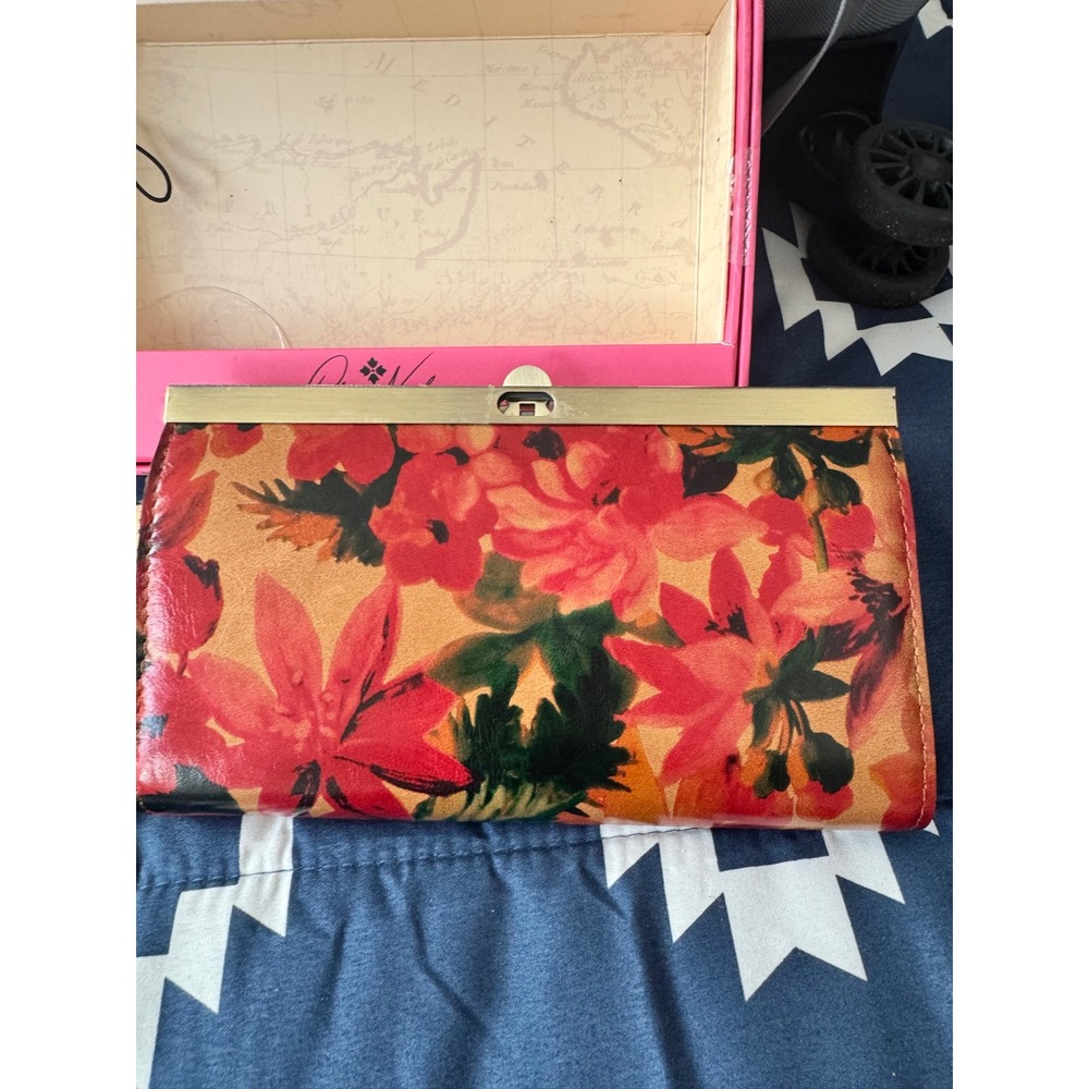 Patricia Nash Floral Leather Frame Wallet RFID Blocking 10 Card Slots NWOT